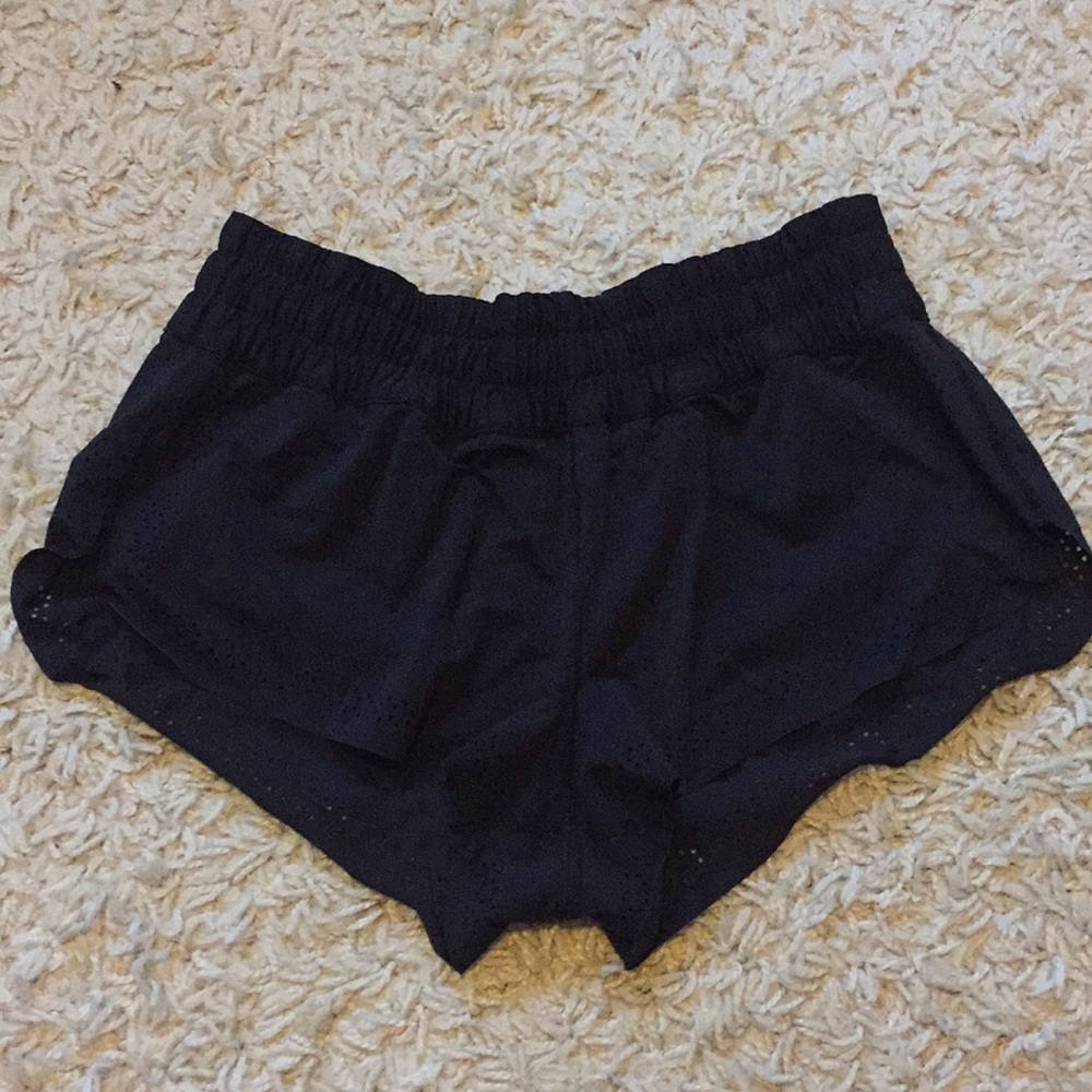 Lululemon black laser cut shorts